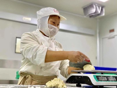 視頻 | 敘永公務員辭職當蛋糕店學徒 如今酥點賣到浙江新疆、企業產值500萬元